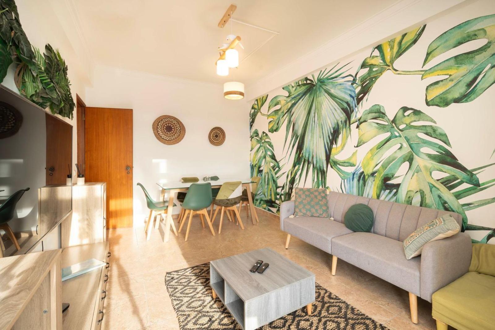 Cozy Apartment In Central Almada W Swing Chairs Bagian luar foto
